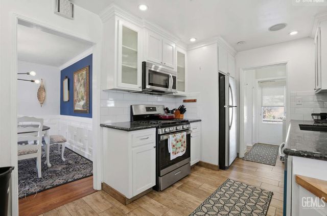 2730 Buena Vista Street, Bakersfield, CA 93304