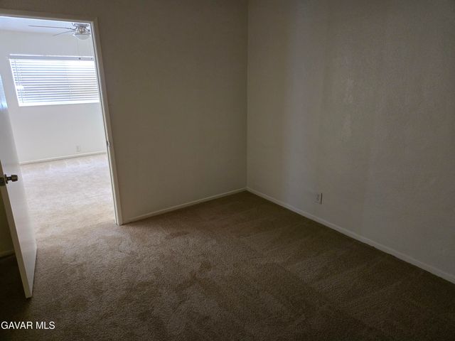 44036 Cedar Avenue, Lancaster, CA 93534