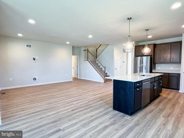 128 WAGTAIL LN, Winchester, VA 22603