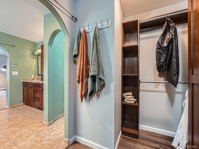 19098 E Ida Drive, Aurora, CO 80015