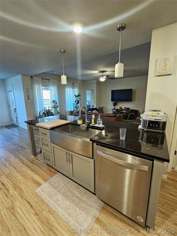 2629 W 114 Street, Jenks, OK 74037