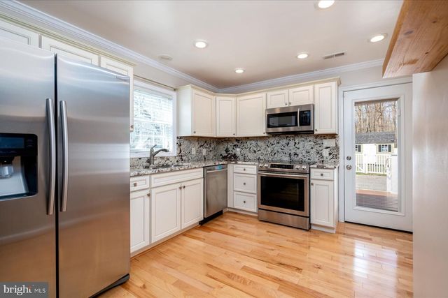 5646 DEALE CHURCHTON RD, Churchton, MD 20733