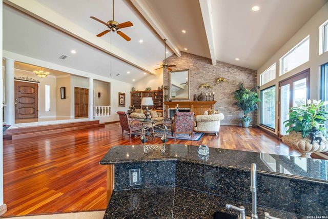 110 Antelope, Boerne, TX 78006