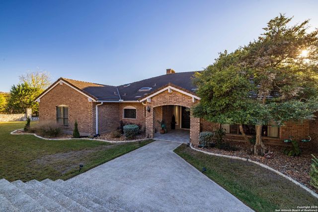 110 Antelope, Boerne, TX 78006