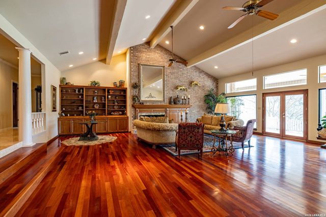 110 Antelope, Boerne, TX 78006