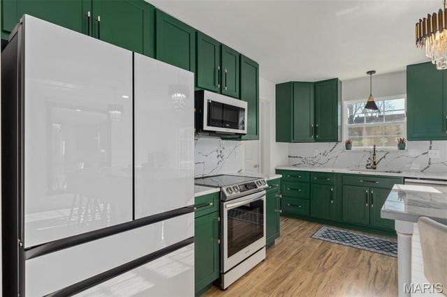 1928 Simba Circle, St Louis, MO 63125