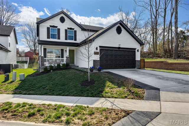 1928 Simba Circle, St Louis, MO 63125