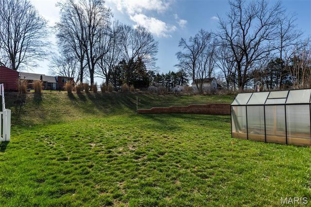 1928 Simba Circle, St Louis, MO 63125