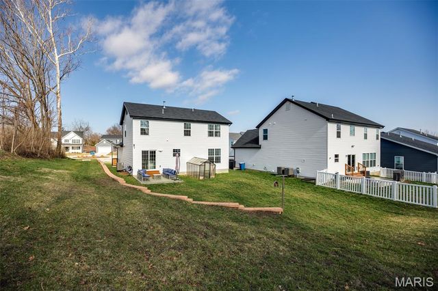 1928 Simba Circle, St Louis, MO 63125