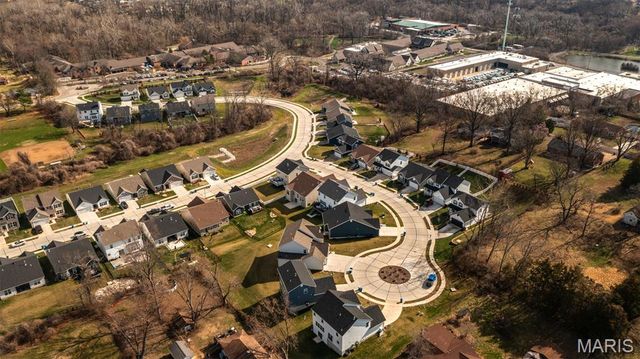 1928 Simba Circle, St Louis, MO 63125