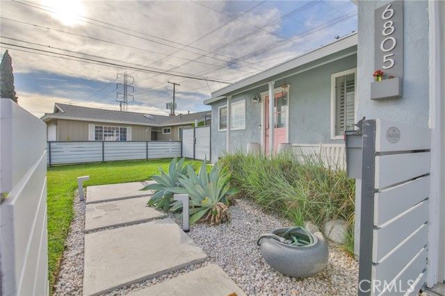 6805 Pioneer, Whittier, CA 90606