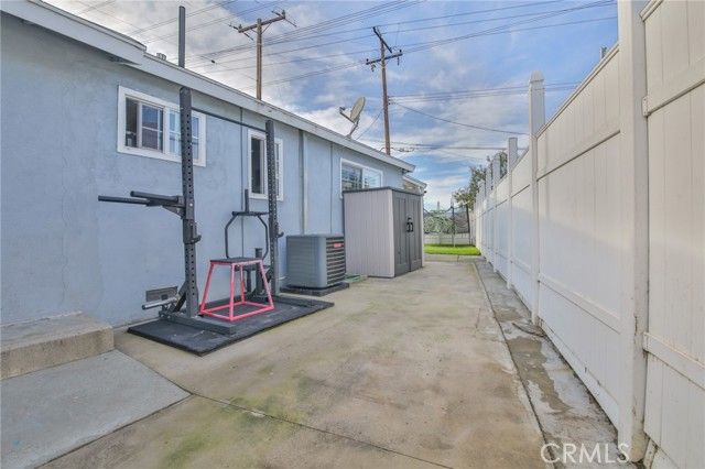 6805 Pioneer, Whittier, CA 90606