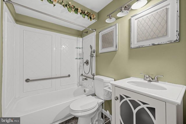 4670 GROSBEAK PL, Waldorf, MD 20603