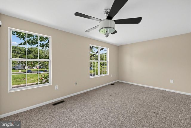 4670 GROSBEAK PL, Waldorf, MD 20603