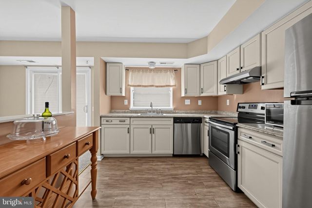 4670 GROSBEAK PL, Waldorf, MD 20603