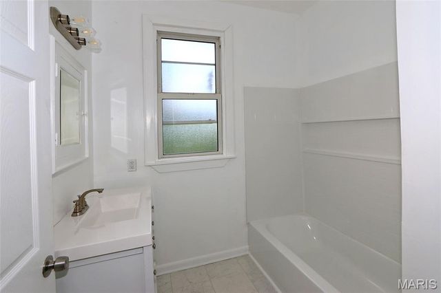 2633 Terrace Lane, Jennings, MO 63136