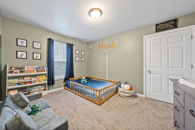 3920 Gaine Dr, Clarksville, TN 37040