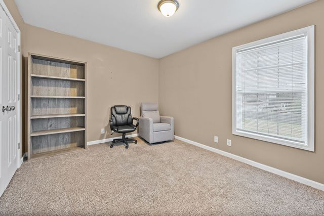 3920 Gaine Dr, Clarksville, TN 37040