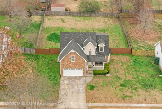 3920 Gaine Dr, Clarksville, TN 37040