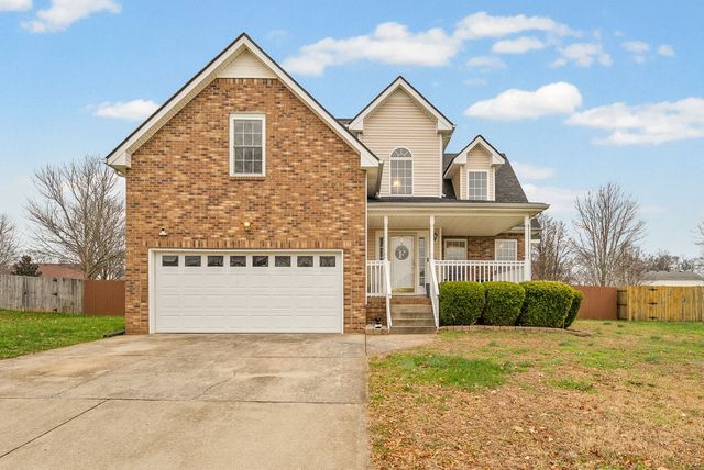 3920 Gaine Dr, Clarksville, TN 37040