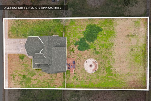 3920 Gaine Dr, Clarksville, TN 37040