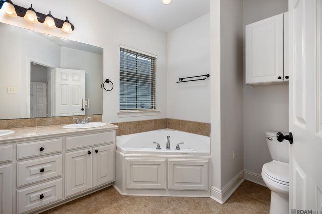17761 H S Brignac Dr, French Settlement, LA 70733