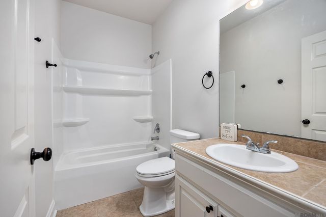 17761 H S Brignac Dr, French Settlement, LA 70733