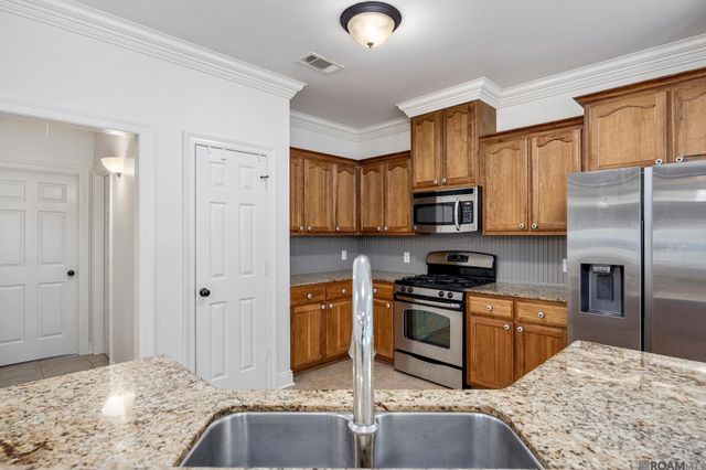 17761 H S Brignac Dr, French Settlement, LA 70733