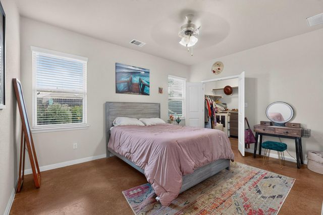 4502 Esper LN 305, Austin, TX 78725
