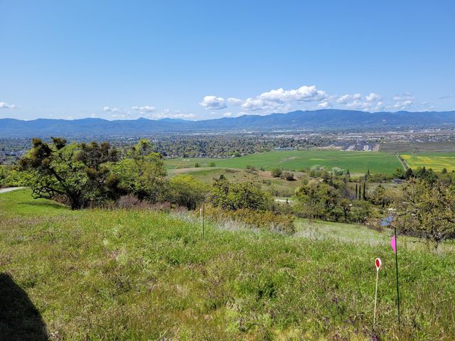 3635 High Prairie Drive, Medford, OR 97504