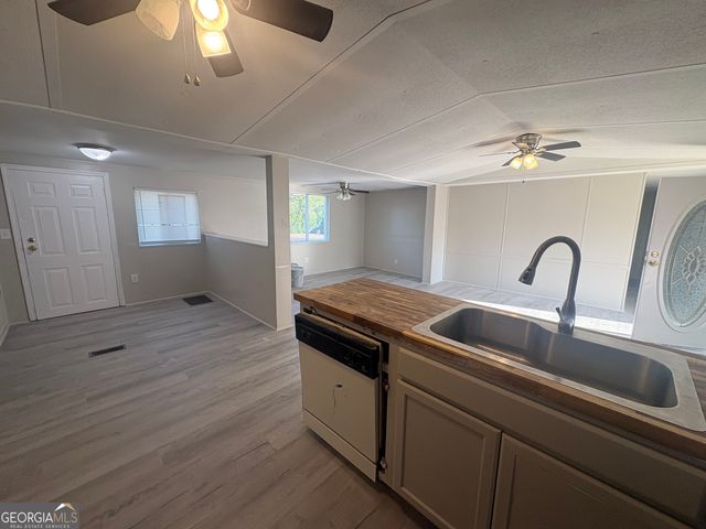 168 Timber Loch Drive, Vidalia, GA 30474
