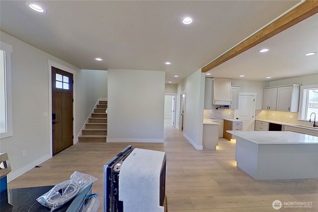 233 Saunders Avenue, Rock Island, WA 98850