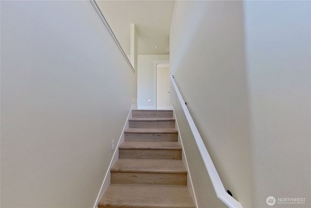 233 Saunders Avenue, Rock Island, WA 98850