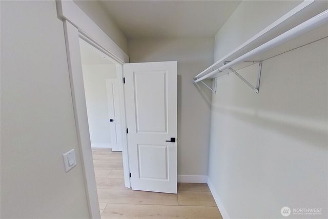 233 Saunders Avenue, Rock Island, WA 98850