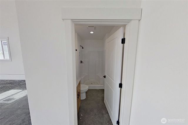 233 Saunders Avenue, Rock Island, WA 98850