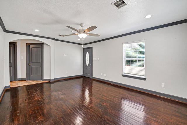 7623 Mchenry Street, Houston, TX 77087