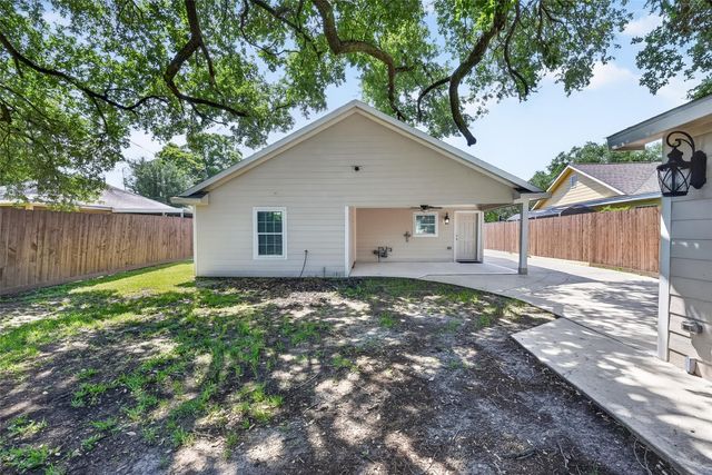 7623 Mchenry Street, Houston, TX 77087
