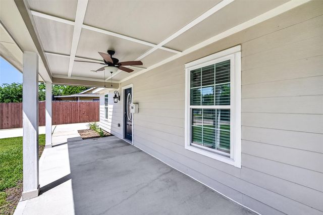 7623 Mchenry Street, Houston, TX 77087