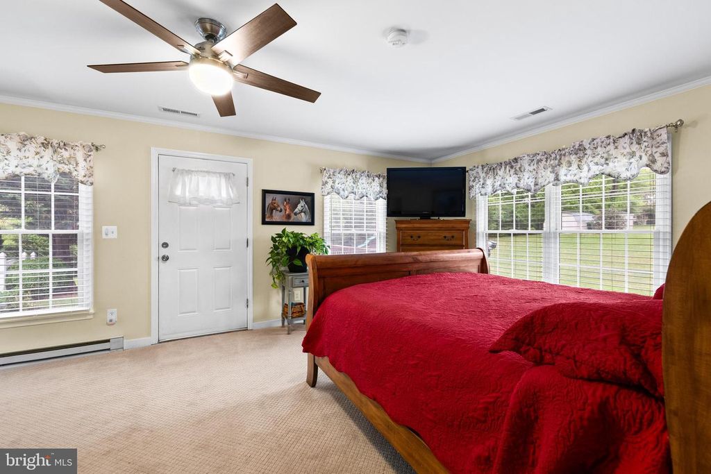 Image 13 of property listing at 3809 SWEET AIR RD, Phoenix, MD 21131
