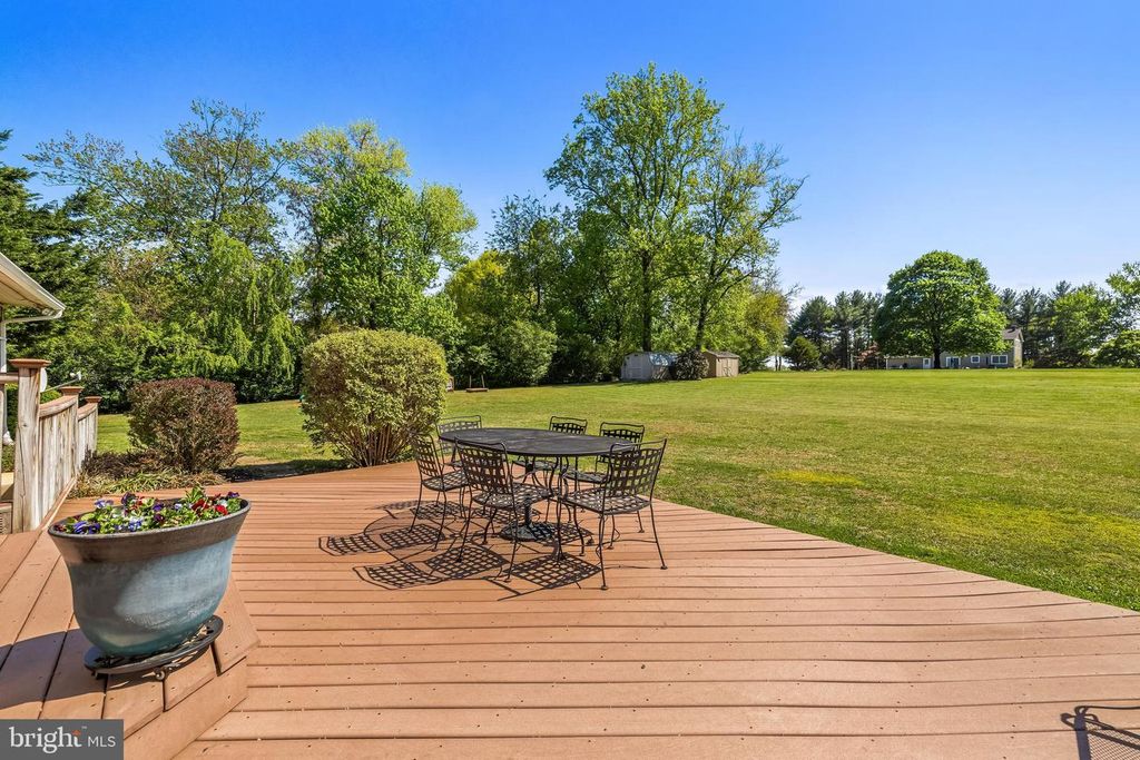 Image 46 of property listing at 3809 SWEET AIR RD, Phoenix, MD 21131