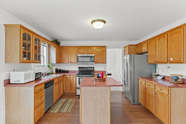 1906 S VENTURI Court, Urbana, IL 61802