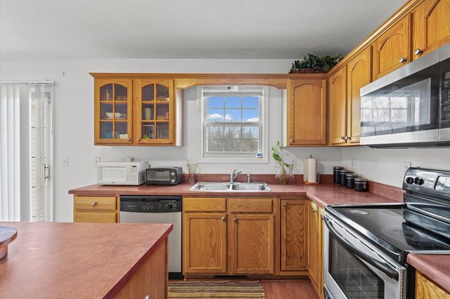 1906 S VENTURI Court, Urbana, IL 61802