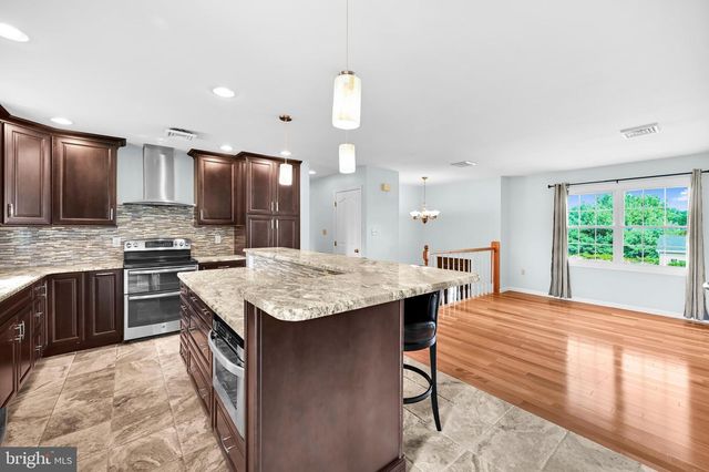 8843 MCKINLEY, Hummelstown, PA 17036