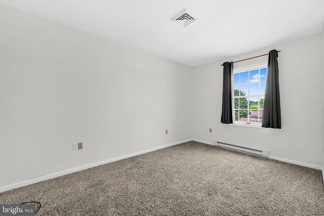 8843 MCKINLEY, Hummelstown, PA 17036