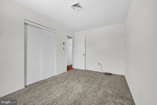 8843 MCKINLEY, Hummelstown, PA 17036