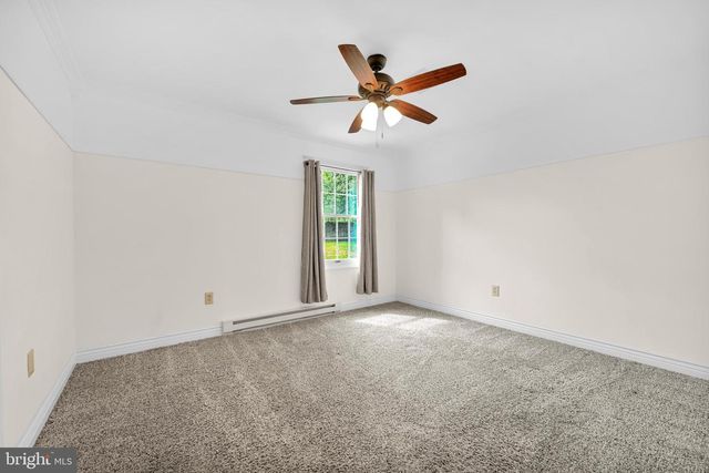 8843 MCKINLEY, Hummelstown, PA 17036