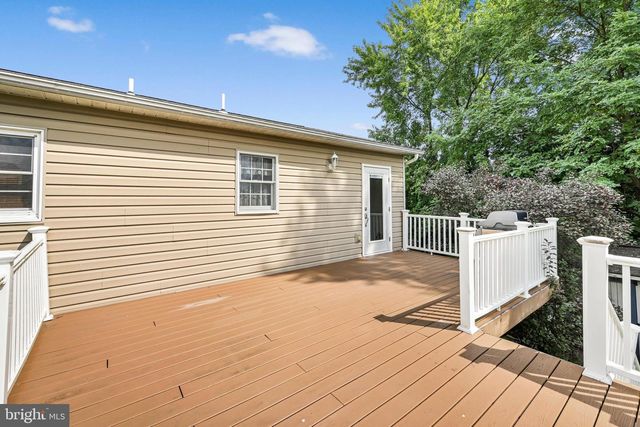 8843 MCKINLEY, Hummelstown, PA 17036