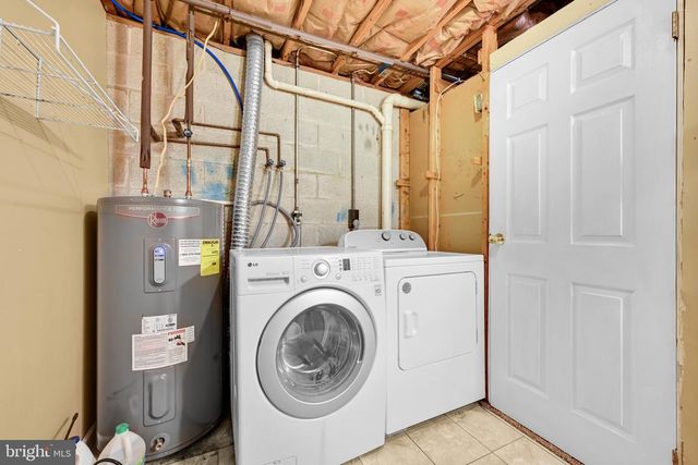 8843 MCKINLEY, Hummelstown, PA 17036
