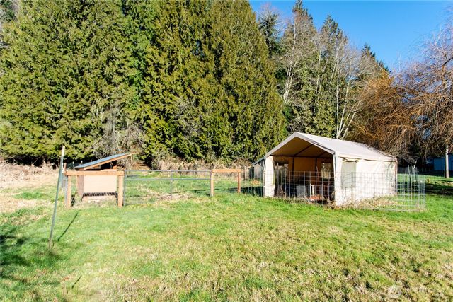 371 Pigeon Springs Road, Onalaska, WA 98570