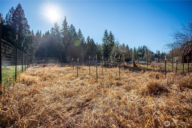 371 Pigeon Springs Road, Onalaska, WA 98570